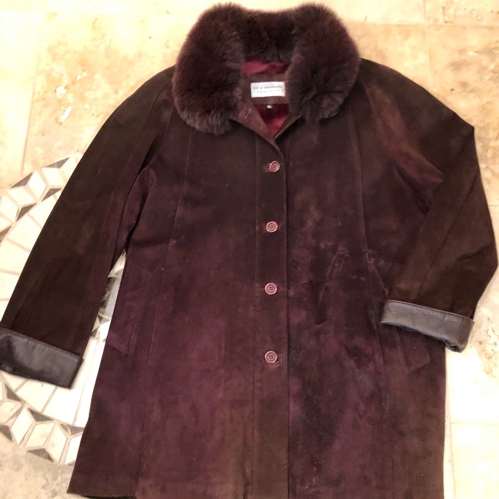 Elegant Deep Purple Suede Coat with Fur Collar